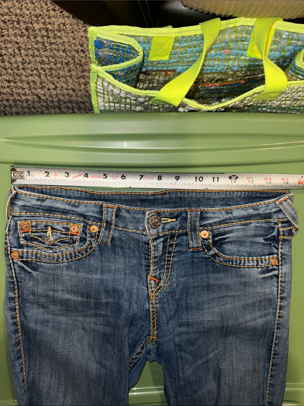 True Religion Women's Medium Blue Capri Jeans with Contrast Stitching - Picture 14 of 14